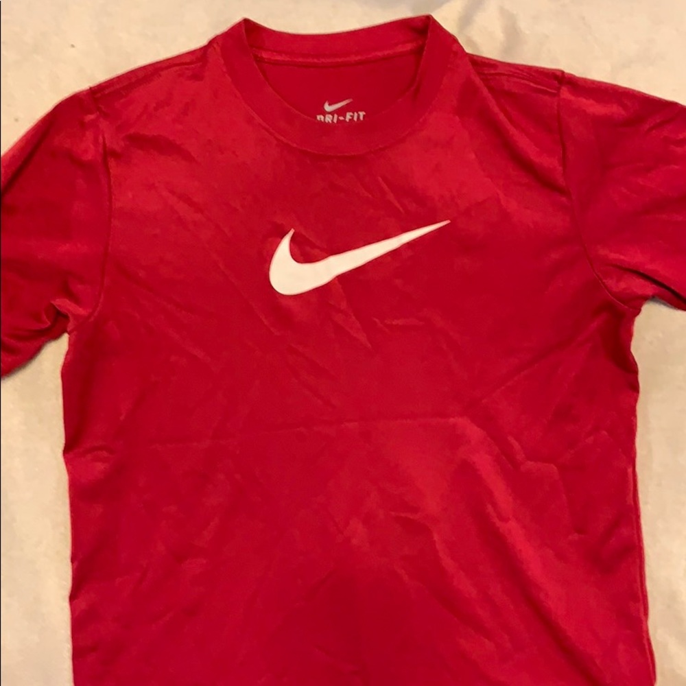 Nike boy’s dri-fit T-shirt